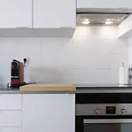 Apartamento Bright 2 Bedroom With Ac Parking And Metro